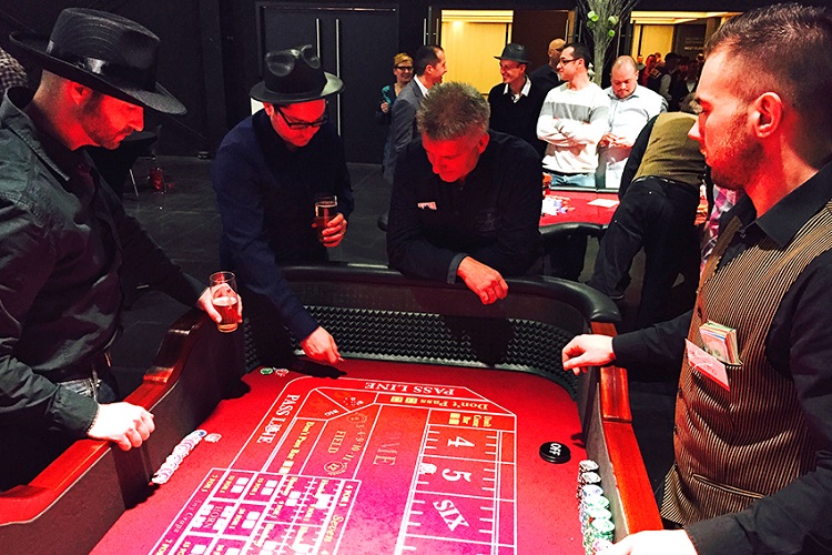 Crazzle Casino Events - Craps